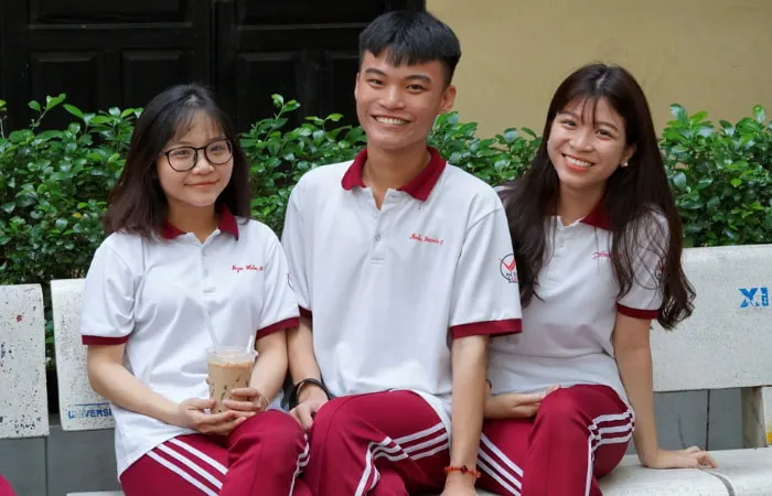 Vậy, đồng phục thiết kế trẻ trung năng động là gì?
