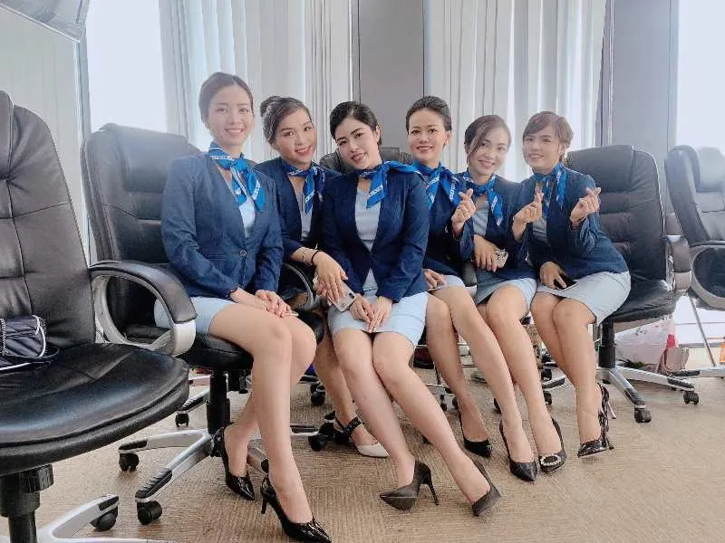 đồng phục thiết kế cho nhân viên văn phòng