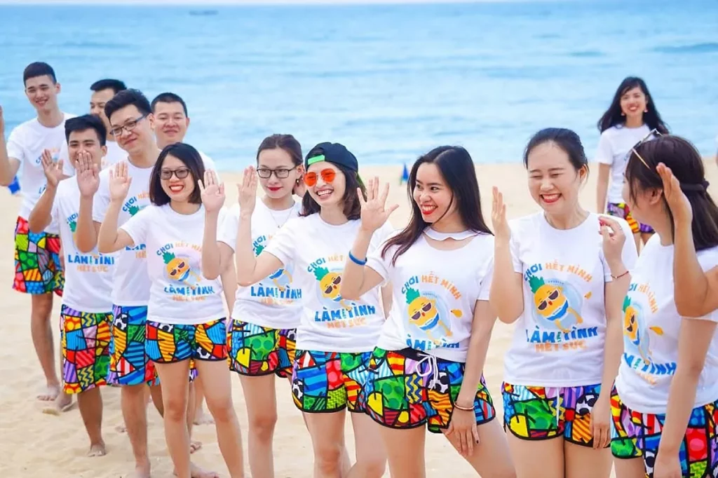 thiết kế đồng phục nhóm đẹp